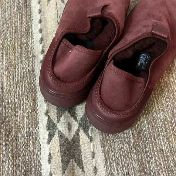 Ecco Sherpa lined loafers size 8.5 - Picture 4 of 7